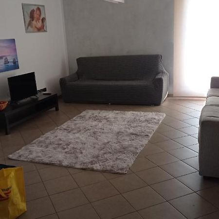 Rebecca'S House Apartment Асти Екстериор снимка